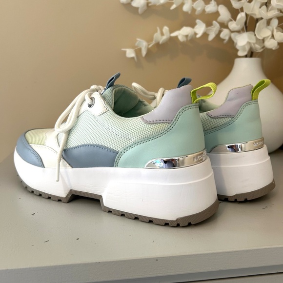 MICHAEL MK Platform Sneaker Pastel Blues and Silver Size 7 EUC - Picture 6 of 15